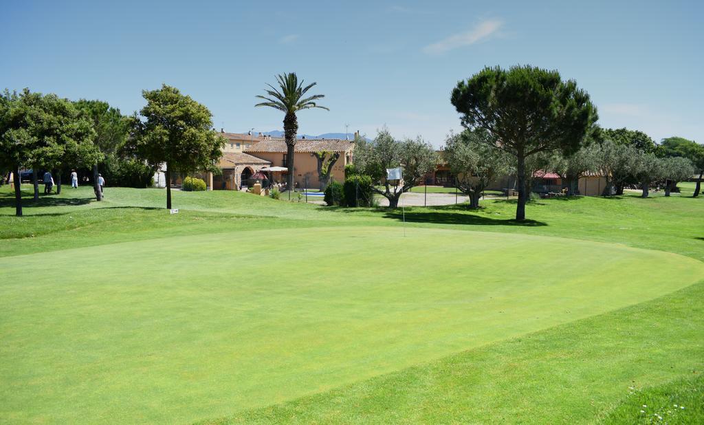 Hotel & Golf Ca La Caputxeta Castello  D'Empuries Exterior photo